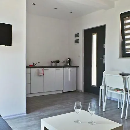 ホームステイ I Neptun *